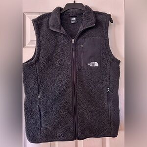 Men’s Large The North Face Charcoal Gray Zipup Sherpa Vest